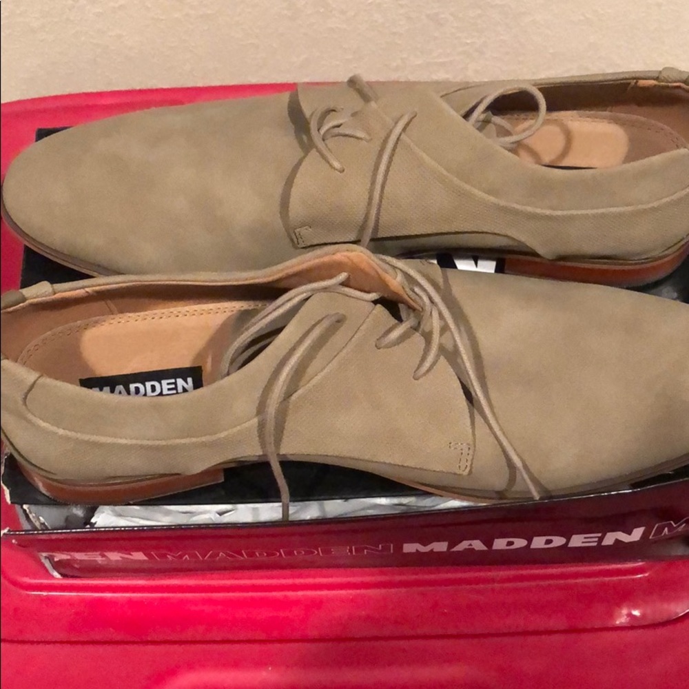 Madden dress shoes